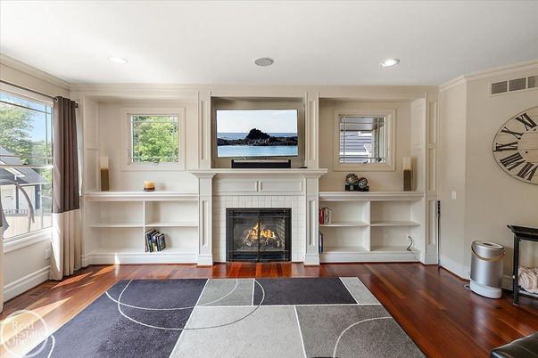 Fireplace, Interior, Recessed Lighting, Water, Wood Texture Flooring