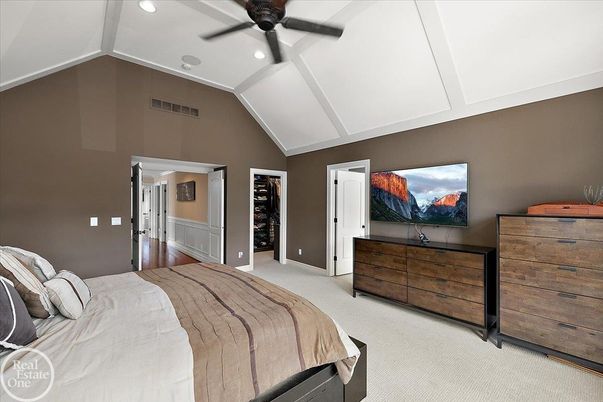 Bedroom, Interior, Recessed Lighting
