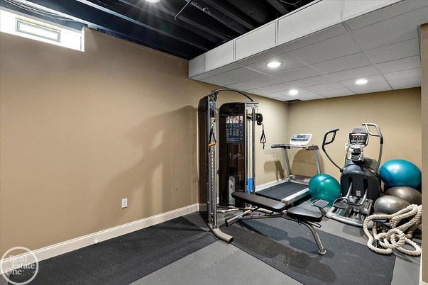 Fitness Equipment, Interior, Recessed Lighting