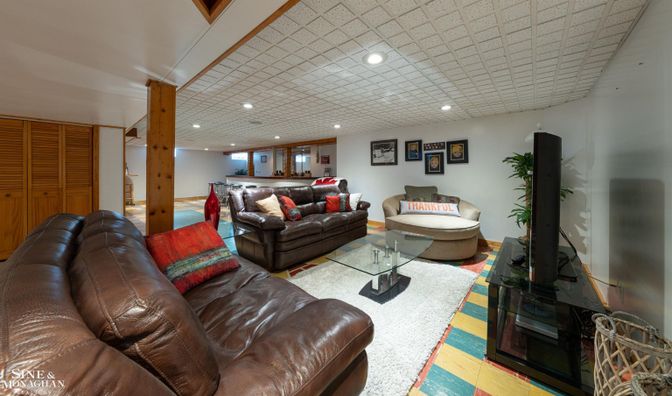 Interior, Living room, Recessed Lighting