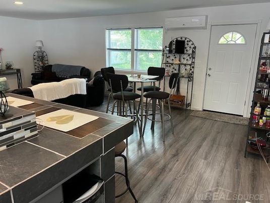 Dining room, Interior, Living room, Recessed Lighting, Wood Texture Flooring
