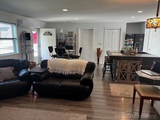 Dining room, Interior, Kitchen, Living room, Recessed Lighting, Wood Texture Flooring