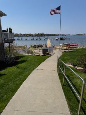 Exterior, Water