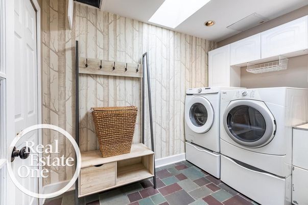 Interior, Recessed Lighting, Washer