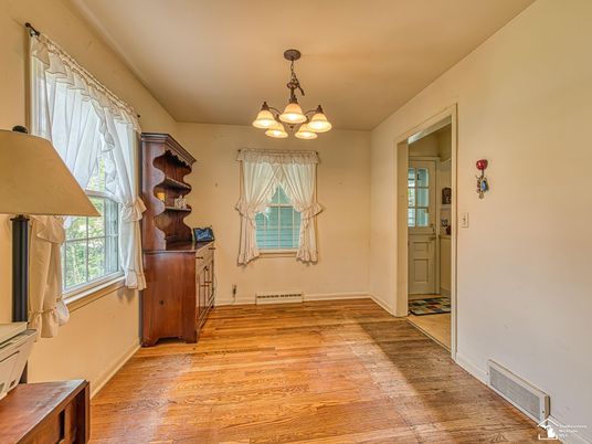 Chandelier, Empty room, Interior, Wood Texture Flooring
