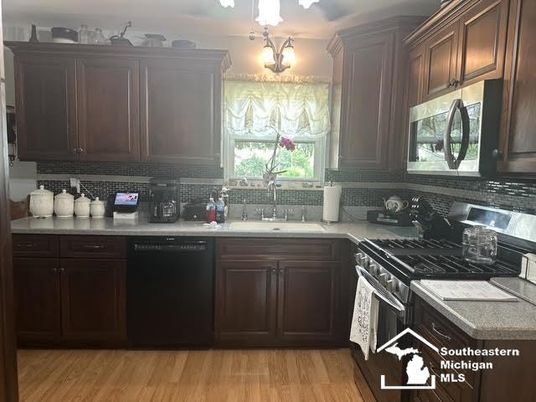 Interior, Kitchen, Wood Texture Flooring