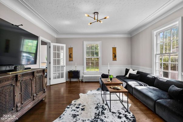 Interior, Living room, Pendant Lights, Wood Texture Flooring