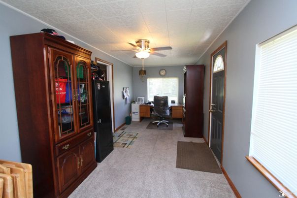 Home Office, Interior
