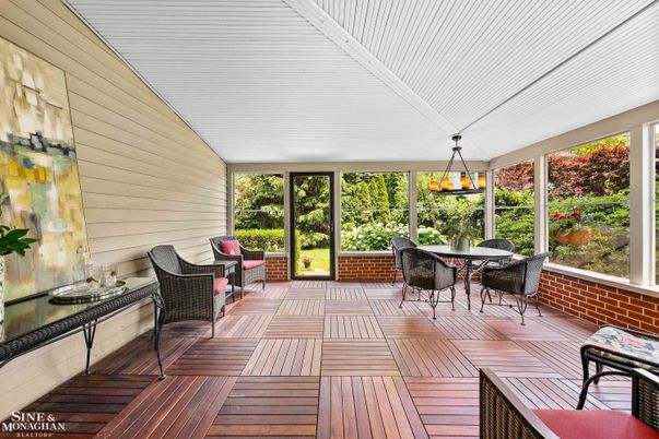 Dining room, Interior, Pendant Lights, Sun Room, Wood Texture Flooring