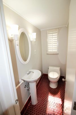 Bathroom, Interior
