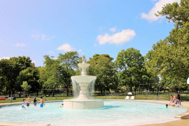 Exterior, Playground, Pool