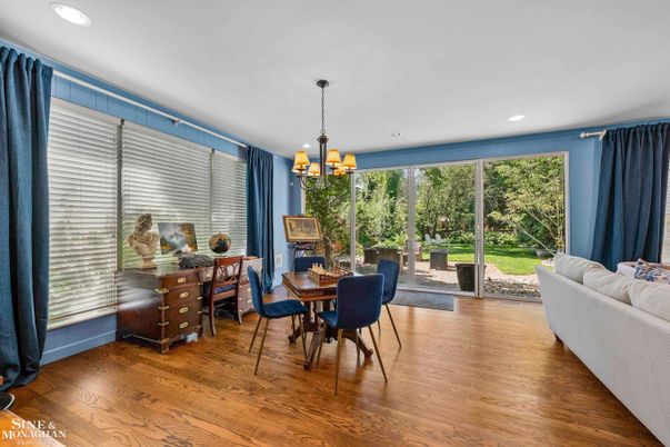 Chandelier, Dining room, Interior, Living room, Recessed Lighting, Wood Texture Flooring
