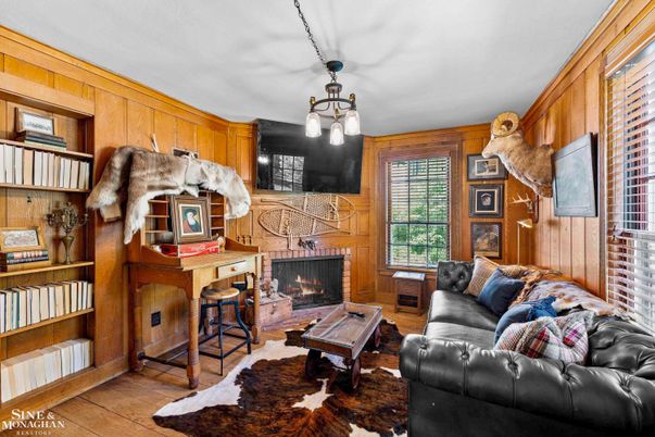 Fireplace, Interior, Living room, Pendant Lights, Wood Texture Flooring, Wooden Walls