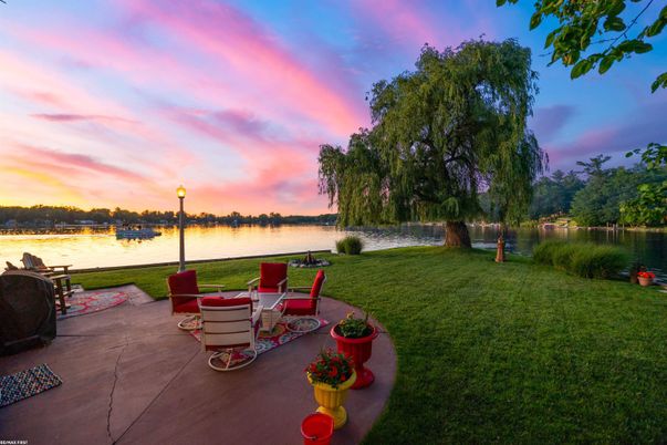 Backyard, Exterior, Water