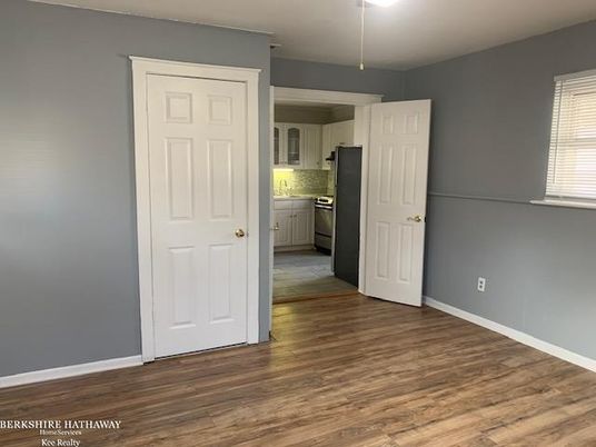 Empty room, Interior, Kitchen, Wood Texture Flooring