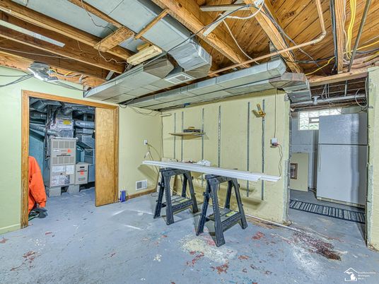 Interior, Wooden Beams