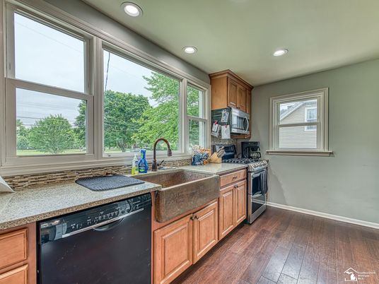 Interior, Kitchen, Recessed Lighting, Wood Texture Flooring