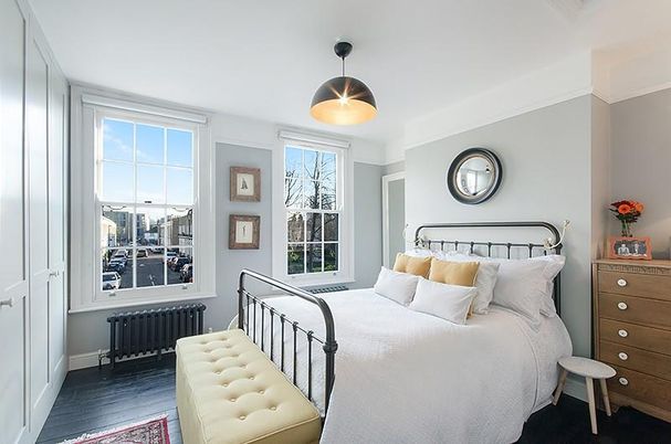 Bedroom, Interior, Pendant Lights, Wood Texture Flooring