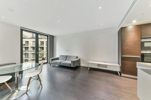 Dining room, Interior, Living room, Recessed Lighting, Stainless Steel Appliances, Wood Texture Flooring