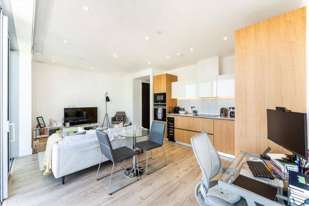 Dining room, Interior, Kitchen, Living room, Recessed Lighting, Wood Texture Flooring
