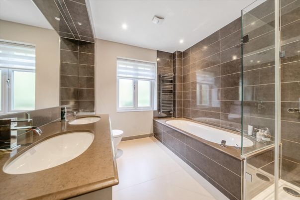 Bathroom, Dual Sink Vanities, Glass Shower, Interior, Recessed Lighting