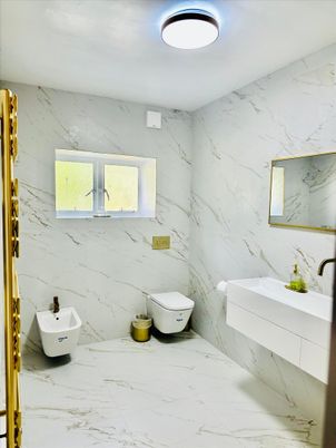 Bathroom, Interior, Marble, Marble Walls