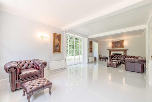 Fireplace, Interior, Living room