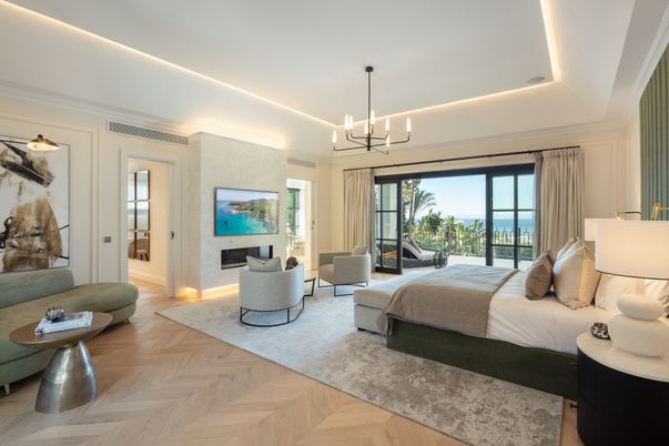 Bedroom, Fireplace, Interior, Pendant Lights, Wood Texture Flooring