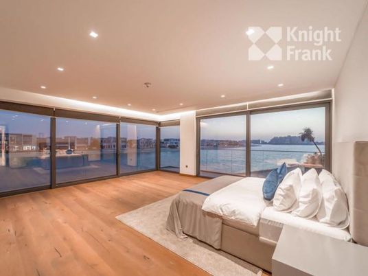 Bedroom, Interior, Recessed Lighting, Water, Wood Texture Flooring