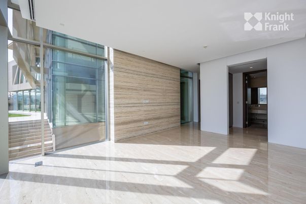 Empty room, Interior, Recessed Lighting, Wood Texture Flooring, Wooden Walls