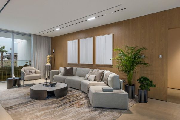 Interior, Living room, Recessed Lighting, Wood Texture Flooring