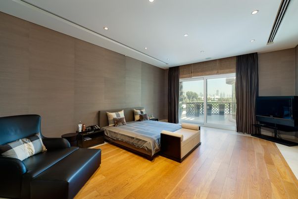 Bedroom, Interior, Recessed Lighting, Wood Texture Flooring