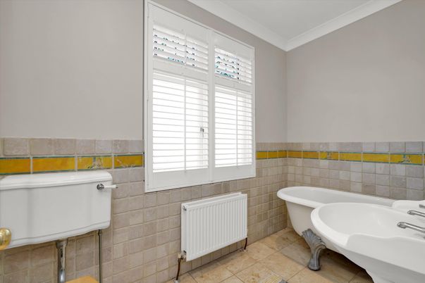 Bathroom, Free Standing Baths, Interior