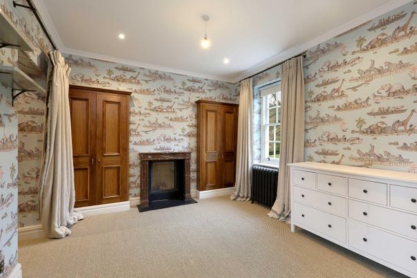 Fireplace, Interior, Recessed Lighting