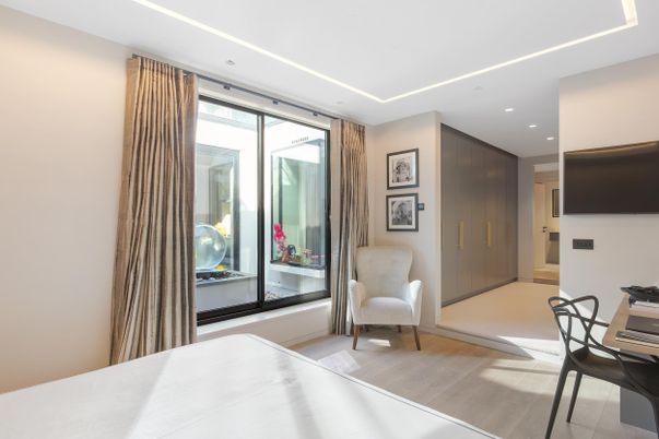 Bedroom, Interior, Recessed Lighting, Wood Texture Flooring