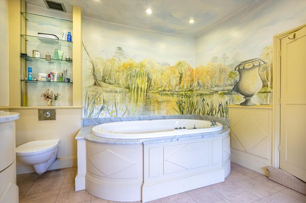 Bathroom, Interior, Recessed Lighting