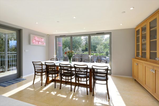 Dining room, Interior, Recessed Lighting