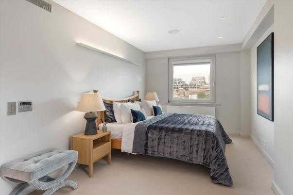 Bedroom, Interior, Recessed Lighting