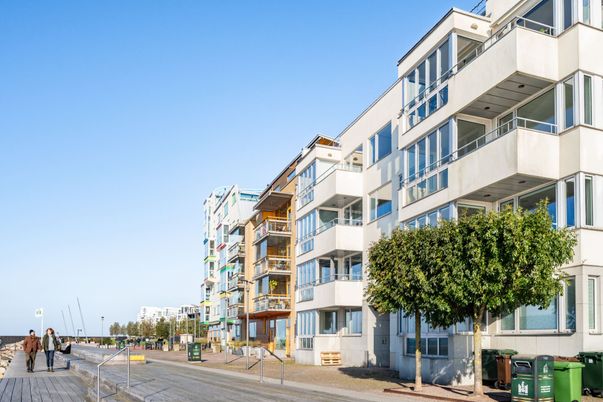 Exterior, Facade, Condo Building