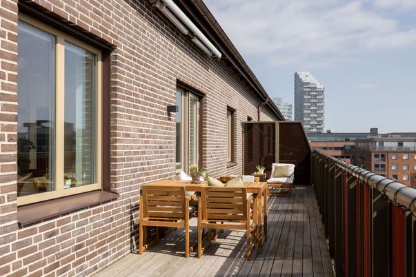 Exterior, Wood Texture Flooring