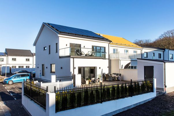 Exterior, Pool, Solar Panels