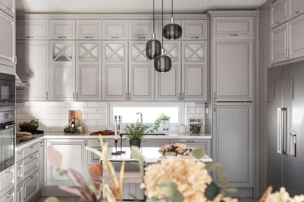 Interior, Kitchen, Pendant Lights, Recessed Lighting, Stainless Steel Appliances