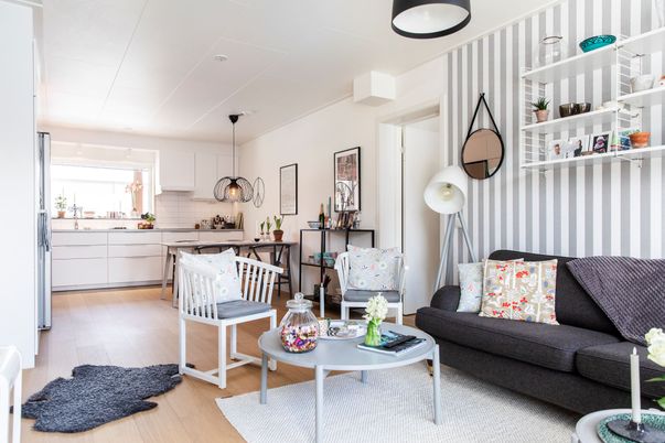 Interior, Living room, Pendant Lights, Wood Texture Flooring