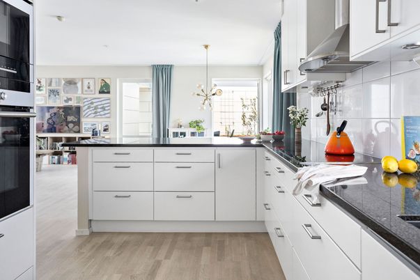 Interior, Kitchen, Pendant Lights, Wood Texture Flooring