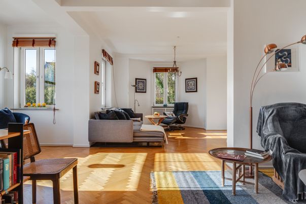 Interior, Living room, Pendant Lights, Wood Texture Flooring
