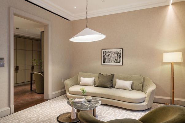 Interior, Living room, Pendant Lights, Recessed Lighting