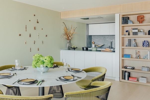 Dining room, Interior