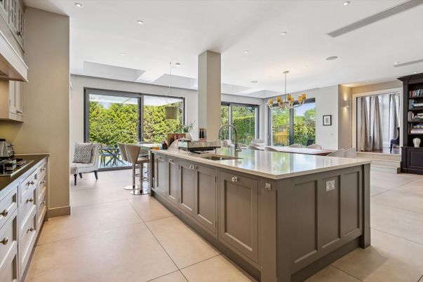 Chandelier, Dining room, Interior, Kitchen, Pendant Lights, Recessed Lighting