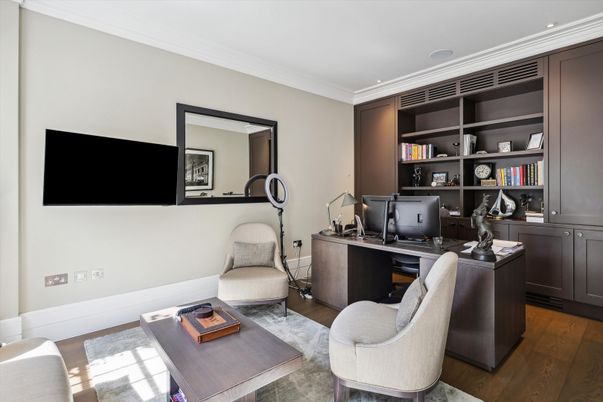 Home Office, Interior, Recessed Lighting, Wood Texture Flooring