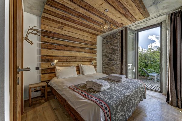 Bedroom, Interior, Wooden Ceilings, Wood Texture Flooring, Wooden Walls